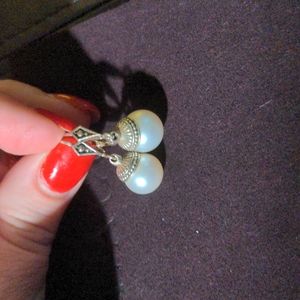 Lagos Luna pearl earrings